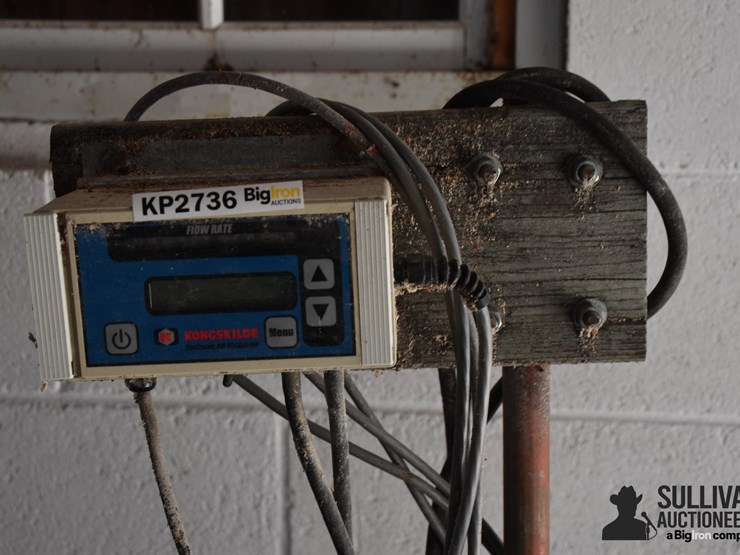 kongskilde-air-regulator-flow-rate-on-stand-image-3