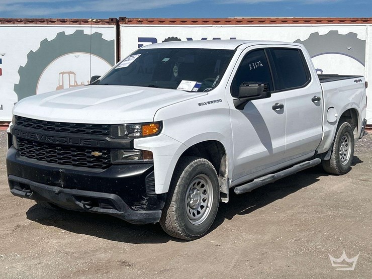 2021-chevrolet-silverado-image-1
