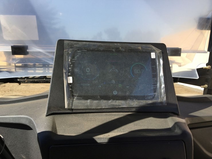 unused-2025-sd-lanch-sdlgc100-6-passenger-golf-image-5