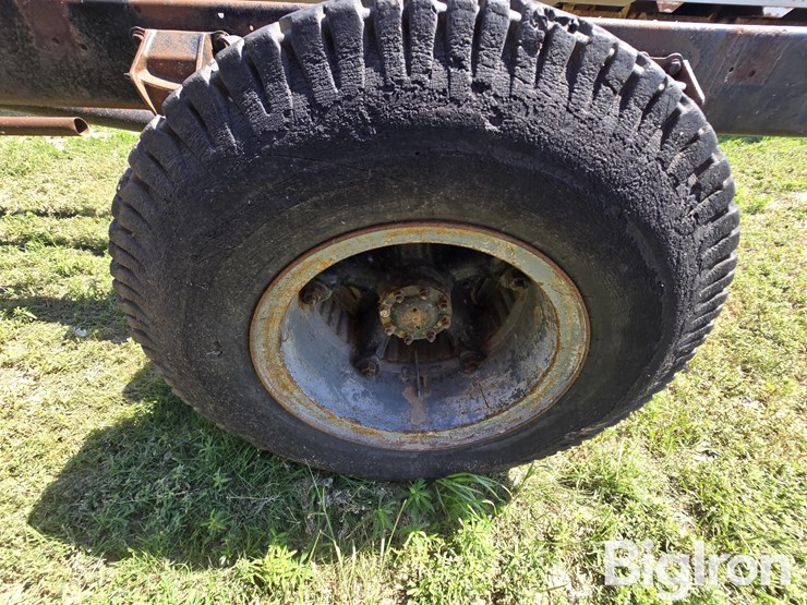 1974-ford-ln800-image-16