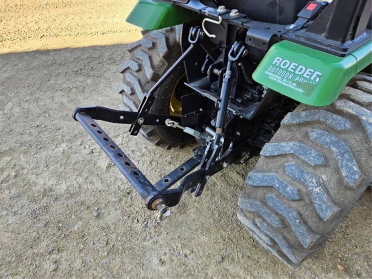 john-deere-2320-image-13