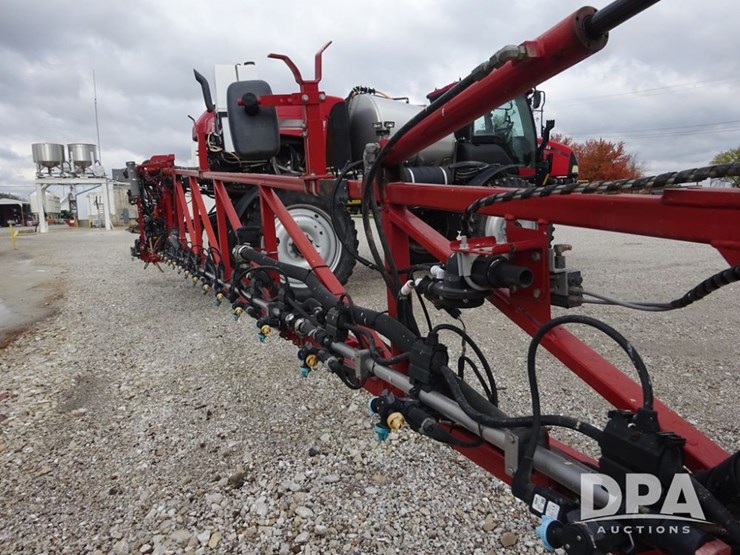 2019-case-ih-patriot-3340-image-47