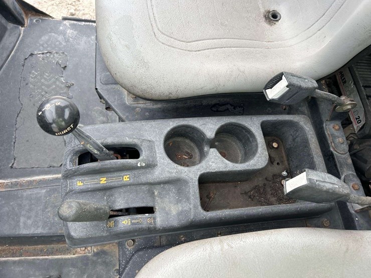 2007-cub-cadet-gas-utility-cart-image-13