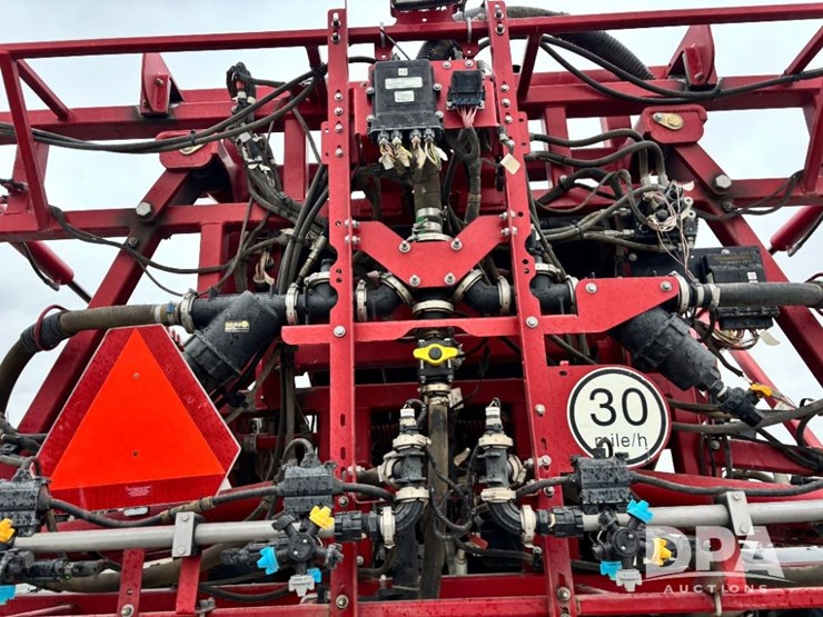 2019-case-ih-patriot-4440-image-86