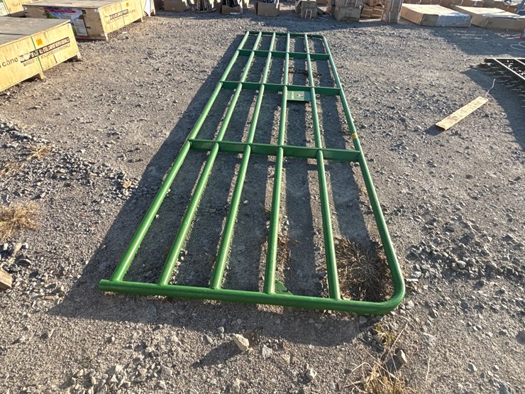 john-deere-16-image-8