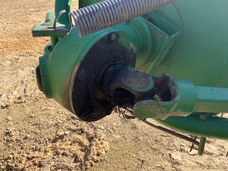 john-deere-662-image-11