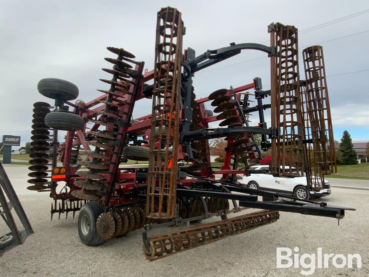 2012-case-ih-330-image-7