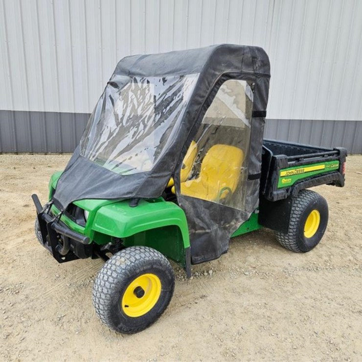 2011 JOHN DEERE GATOR
