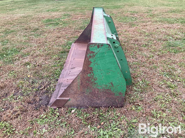 john-deere-72-image-8