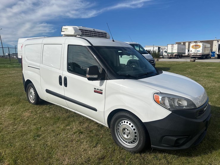 2021-ram-promaster-city-image-1
