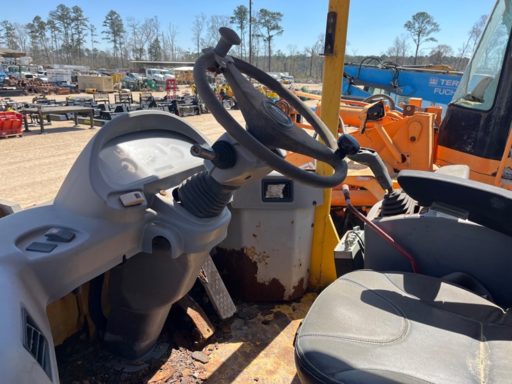 komatsu-wa250-image-16