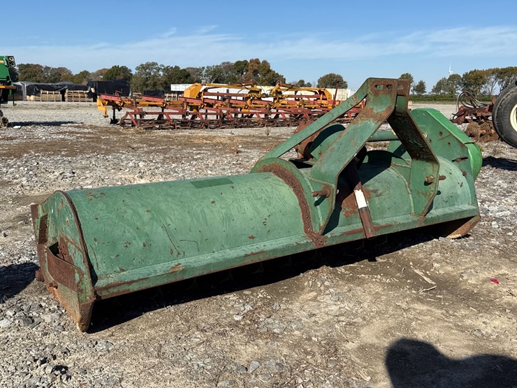 john-deere-7-image-2