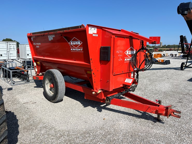 kuhn-knight-3120-image-10