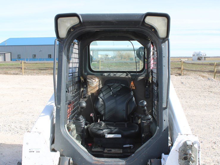 2015-bobcat-s530-image-18