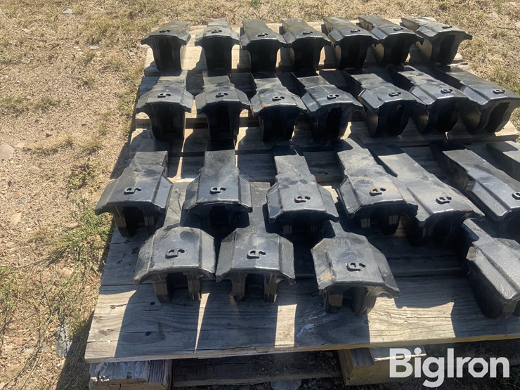 john-deere-26-image-11