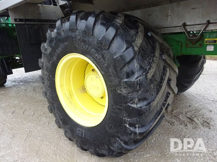 2018-john-deere-f4365-image-53