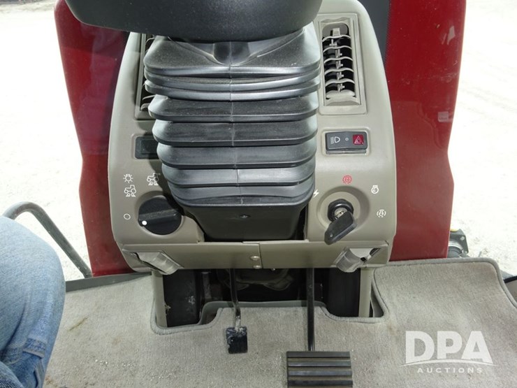 2019-case-ih-patriot-3340-image-127