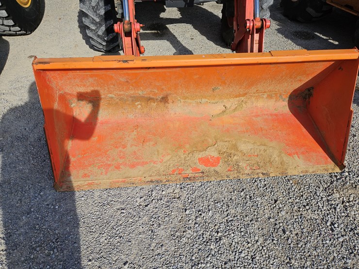 2020-kubota-m6-131-image-3