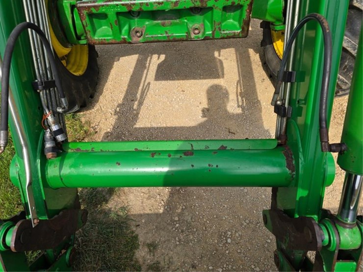 john-deere-7520-image-21