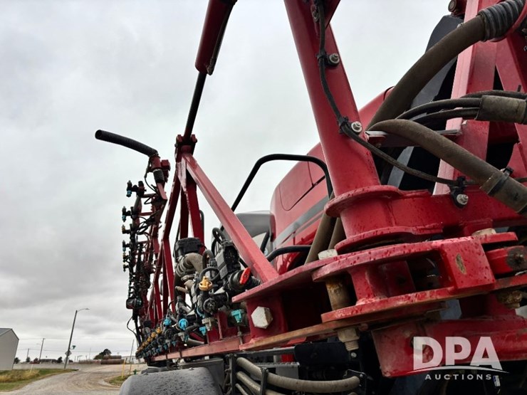 2019-case-ih-patriot-4440-image-83