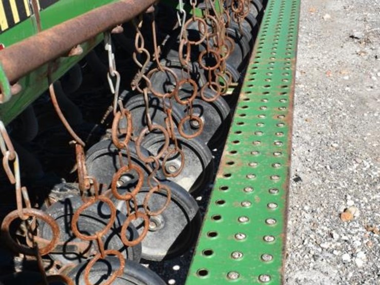 john-deere-450-image-5