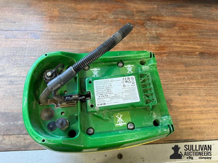 john-deere-6000-image-10