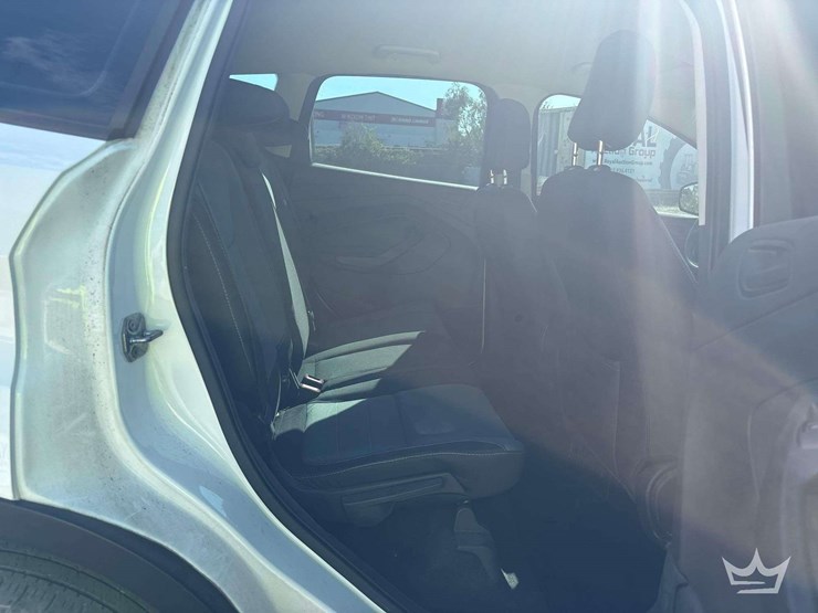 2019-ford-escape-image-22