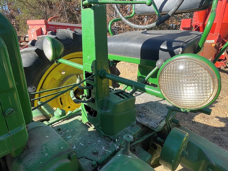 john-deere-b-image-12