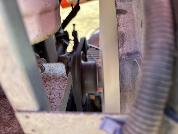 2019-kubota-m7060d-image-49