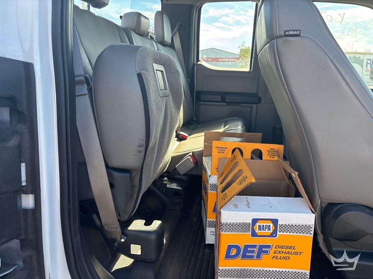 2017-ford-f-350-ext.-cab-pickup-truck-image-19