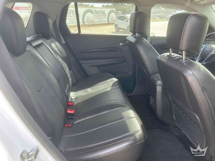 2015-gmc-terrain-suv-image-38