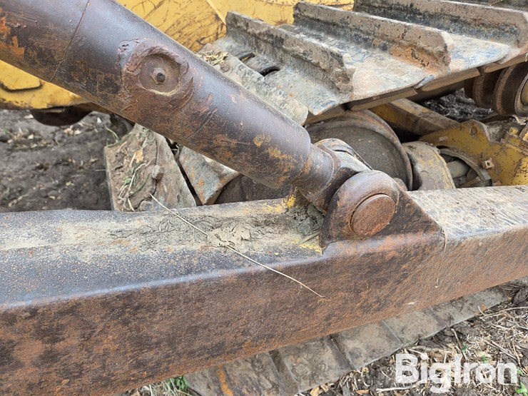 1967-caterpillar-d6c-image-17