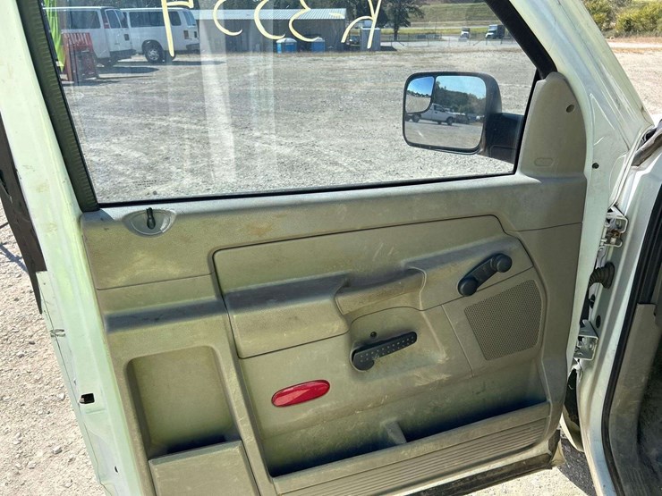 2008-dodge-ram-1500-image-11