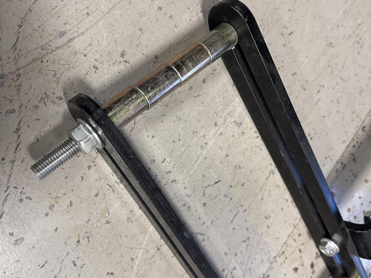 john-deere-cab-display-bracket-image-10