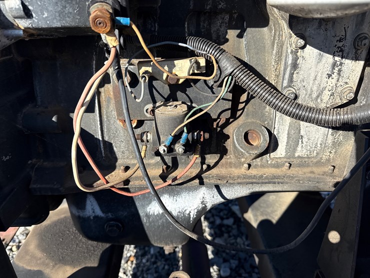 case-ih-4390-image-17