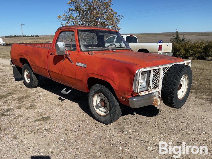 1980-dodge-power-wagon-image-3