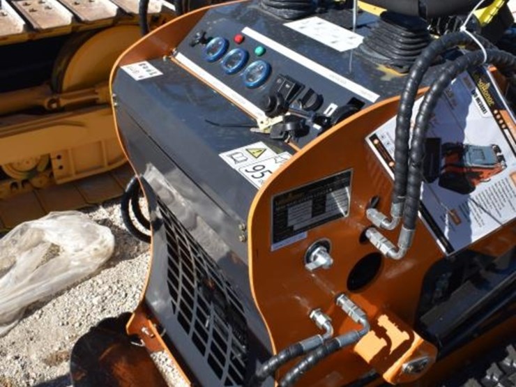 landhonor-lhr-me380xi-mini-skid-steer-(serial-#-2507221093)-(k)-image-4