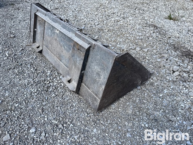 skid-steer-tooth-bucket-image-5