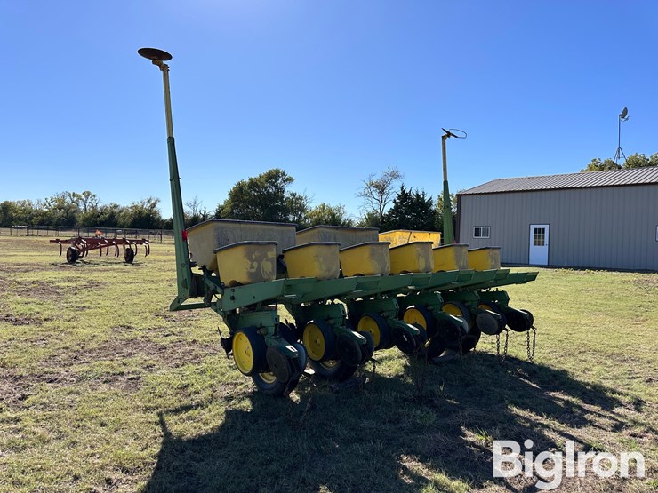 john-deere-7000-image-7