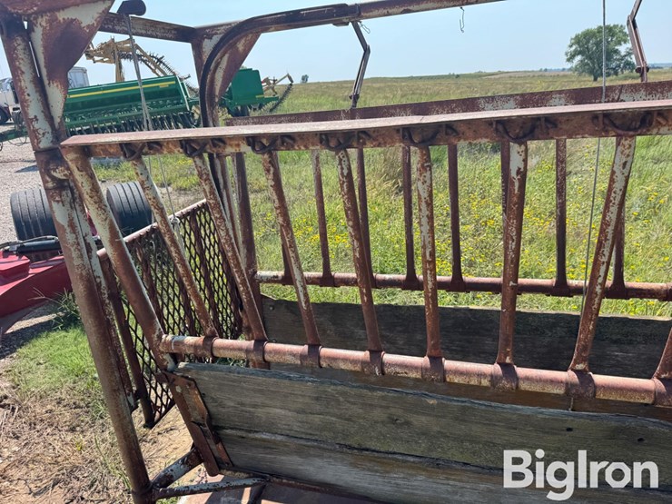 livestock-squeeze-chute-image-20