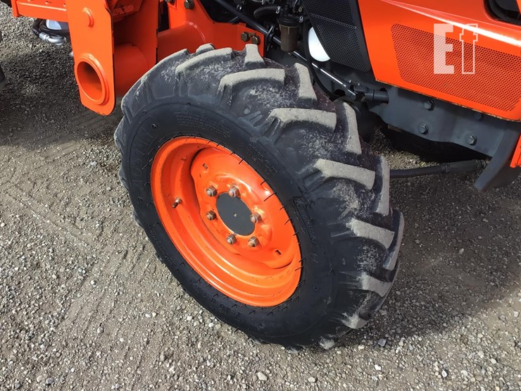 2004-kubota-l3400-image-25