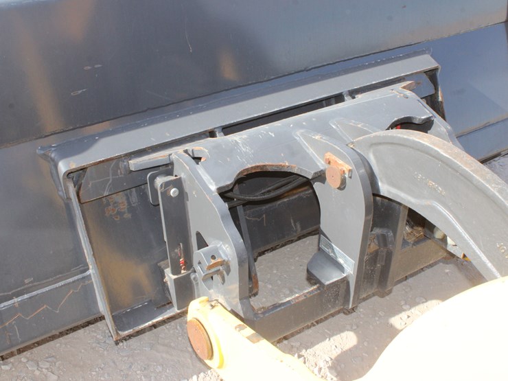 2021-new-holland-w80c-image-17