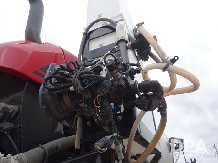 2019-case-ih-patriot-3340-image-95