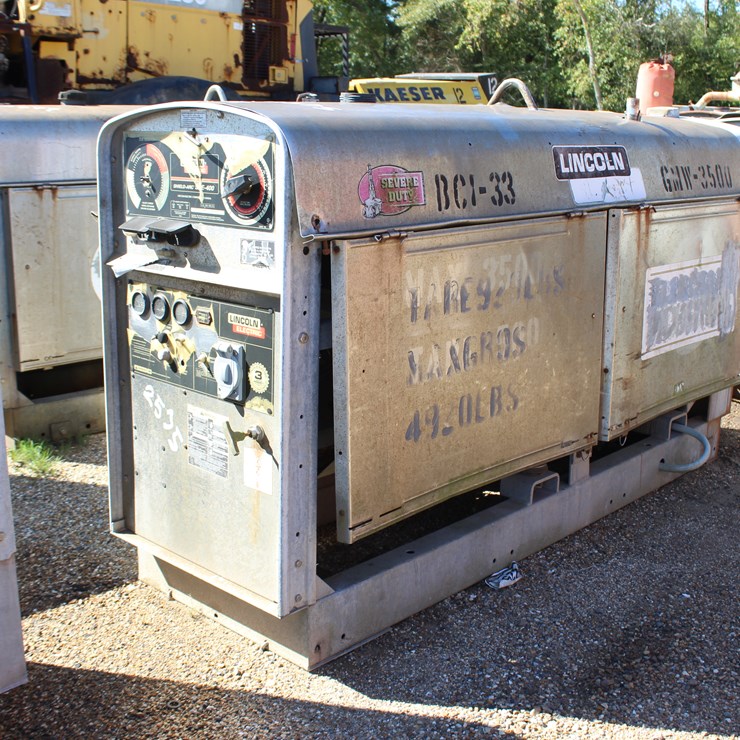 #2575 • LINCOLN SAE400 WELDER | PARTS OR REPAIR