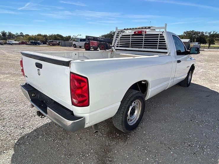 2008-dodge-ram-1500-image-3