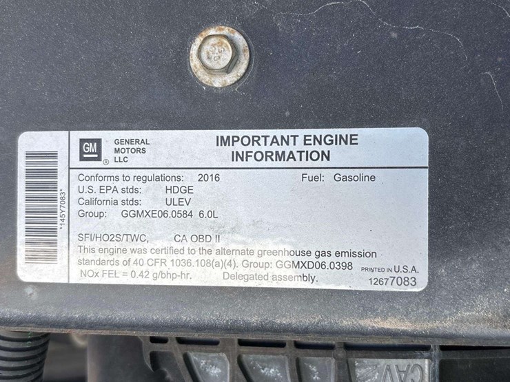 2016-isuzu-npr-image-25