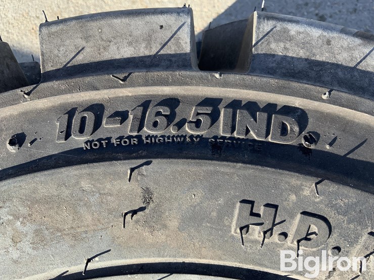 bkt-powertrax-hd-10-16.5-skid-steer-tires-image-14