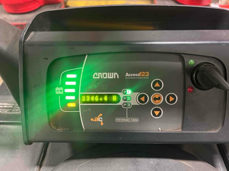 2018-crown-pe4500-60-image-3