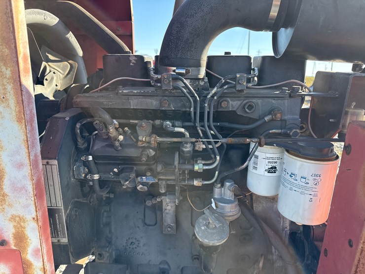 case-ih-4390-image-6