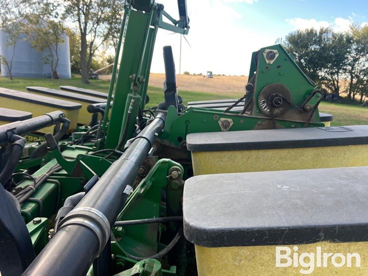 john-deere-1760-image-20